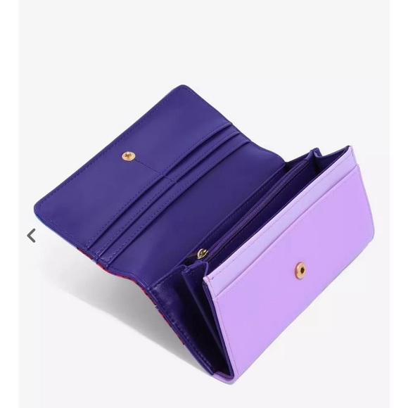 Little mermaid, handbag, and wallet - Picture 7 of 9